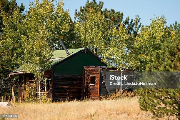 Holz Plank Kabine Stockfoto und mehr Bilder von Baum - Baum, Blockhütte, Einzelner Gegenstand