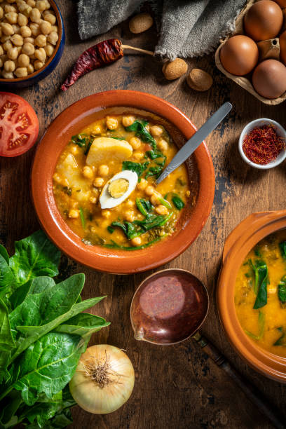 istock Potaje de garbanzos, chickpea stew spanish recipe vegetarian with spinach 1371553552