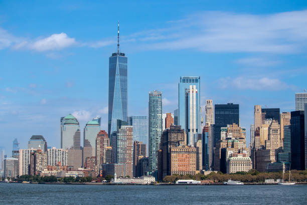 istock Skyline Manhatten, New York, USA 1371565751