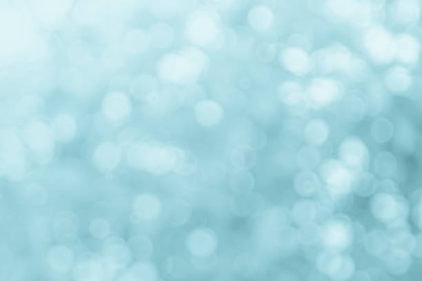 абстрактный размытый синий цвет для фона, фестивальные огни blur на открытом воздухе и синий боке фокус текстура декоративного дизайна элега - powder blue фотографии стоковые фото и изображения