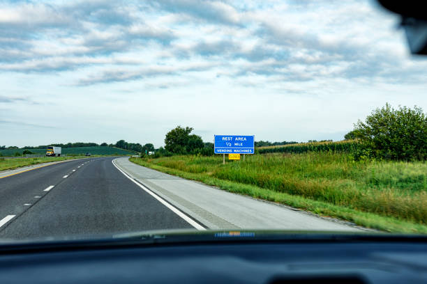 Expressway highway roadside blue \
