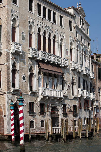 istock Venice Italy: grand canal and surrounding buildings 137172117