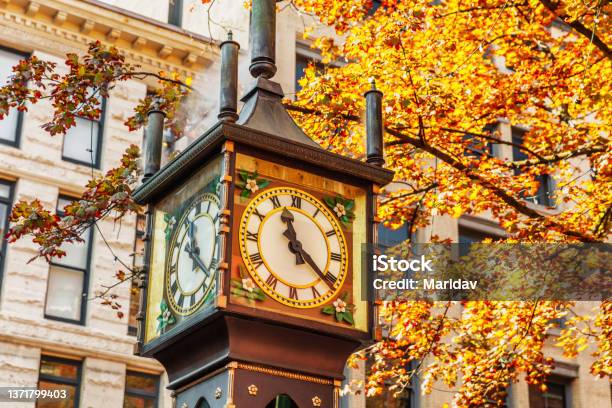 Steam Clock In Gastown District Vancouver Bc British Columbia Canada Stock Photo - Download Image Now