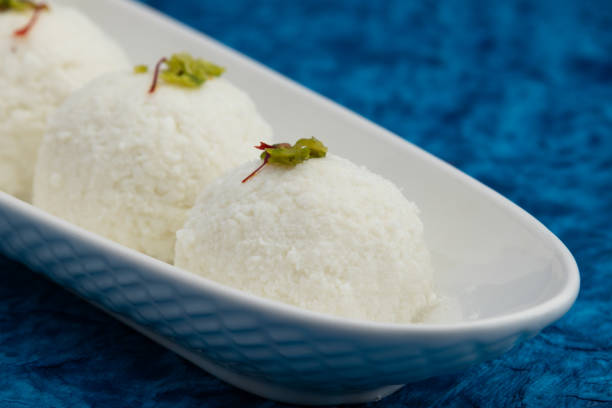 istock Bengali Mithai Kacha Gola Also Called Pranohora Sondesh Mishti Kaacha Golla Pranhara Sandesh Is Made Of Cottage Cheese Paneer And Chhena Flavored With Elaichi Doodh Mava Khova Kesar Pista Mawa Khoya 1371816834