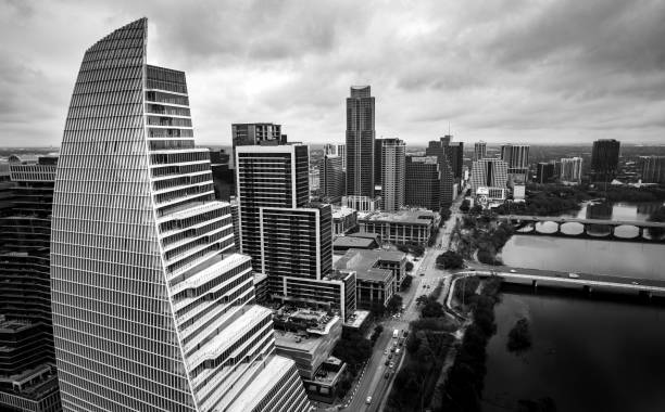 modern futuristic american skyline - town imagens e fotografias de stock