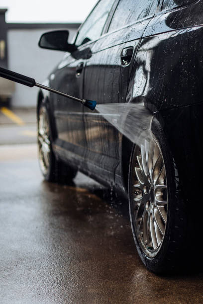 istock Car wash self service 1371823951