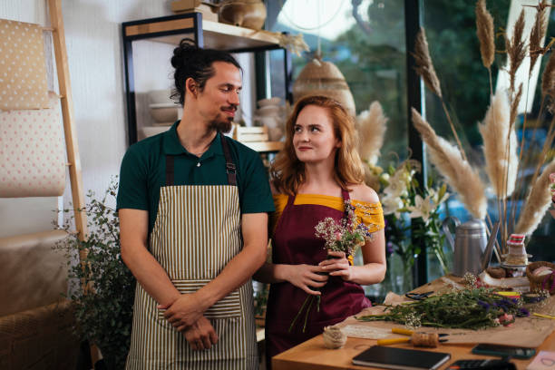 istock The best florist duo in town 1371833360