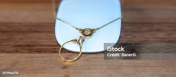 Microsoft Jewelry Stock Photo - Download Image Now - Color Image, Diamond Ring, Glitter