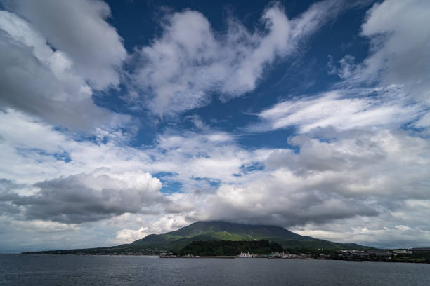 istock View of Mt. Sakurajima 1371954122