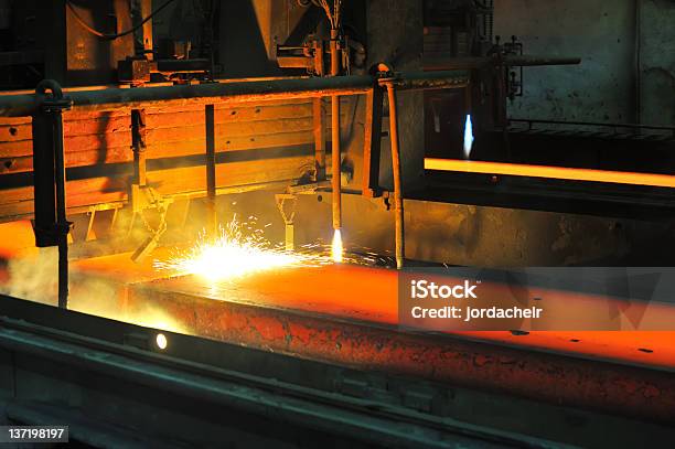 Foto de Corte De Gás De Metal e mais fotos de stock de Aço - Aço, Bola de Fogo, Calor