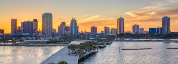 istock Downton St. Petersburg Waterfront Skyline at Sunset 1371993434