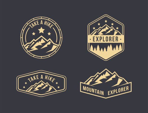 ilustraciones, imágenes clip art, dibujos animados e iconos de stock de conjunto de logotipo de parche de insignia de viaje de aventura de montaña al aire libre, logotipo de senderismo, parche de excursionista - patchwork