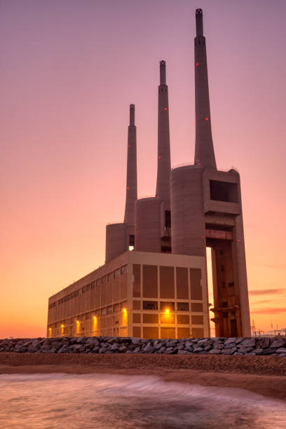 nieczynna elektrownia cieplna w sand adria - disarmament zdjęcia i obrazy z banku zdjęć