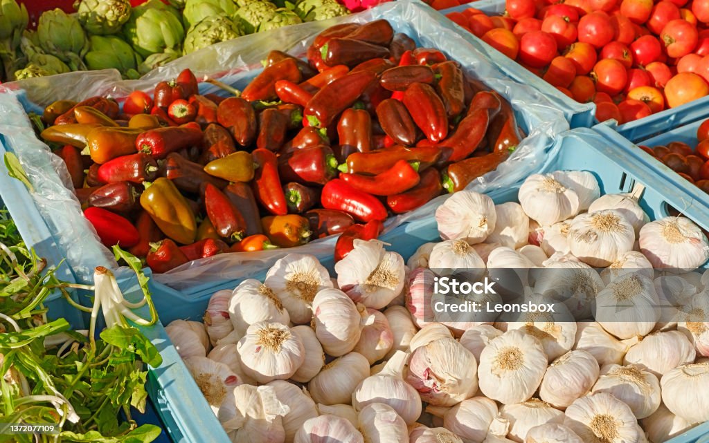 Mixed vegetables - Farmer's market - Spain Garlic Stock Photo