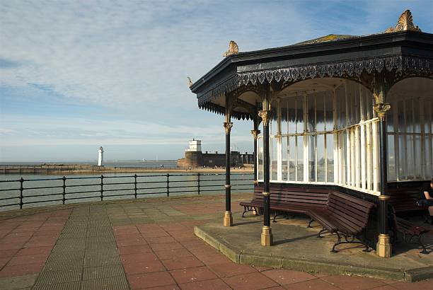istock Victorian seaside shelter 1 137208736