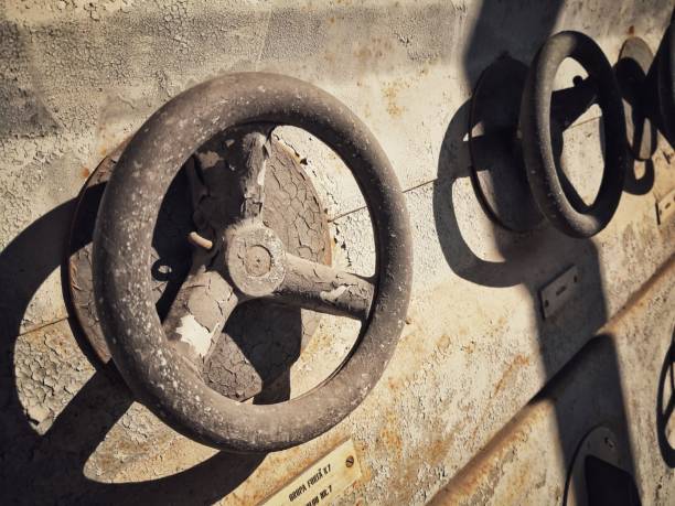 istock Rusty iron oil pipe valve wheel 1372112132