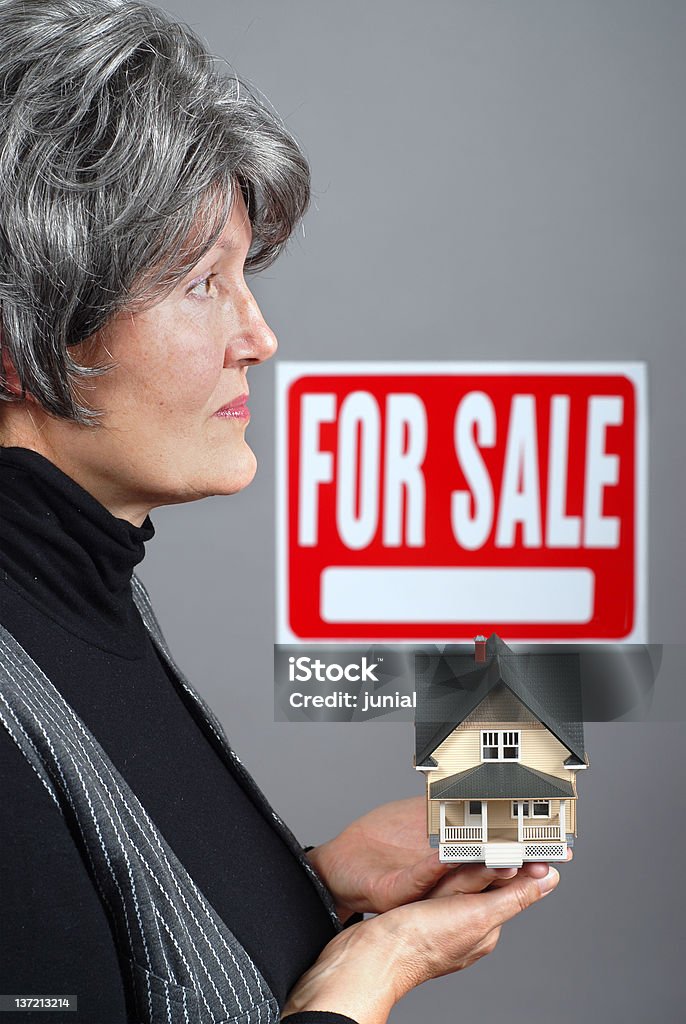 Casa de venta - Foto de stock de Adulto libre de derechos