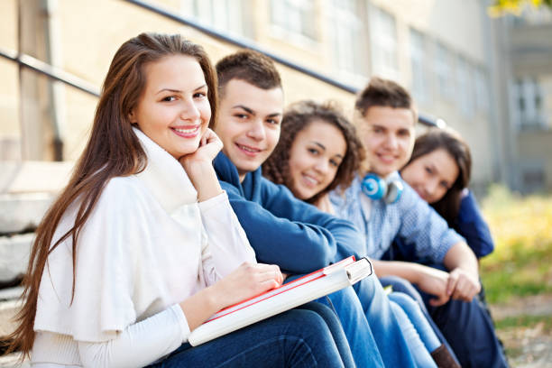 istock Teenagers free time 1372135432