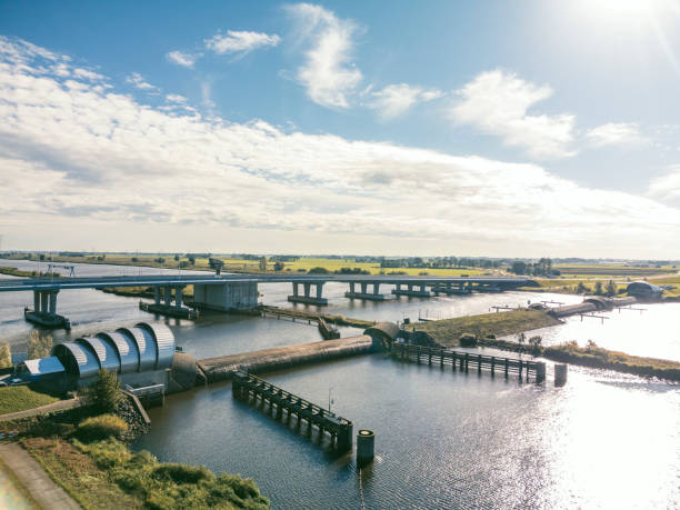 istock Inflatable rubber dam balgstuw at Ramspol inflated seen from above 1372135873