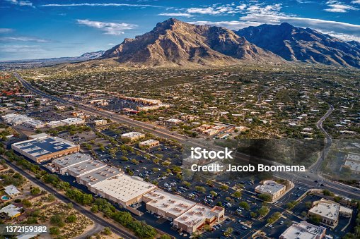 istock Aerial View of the Tucson Suburb of Oro Valley, Arizona 1372159382