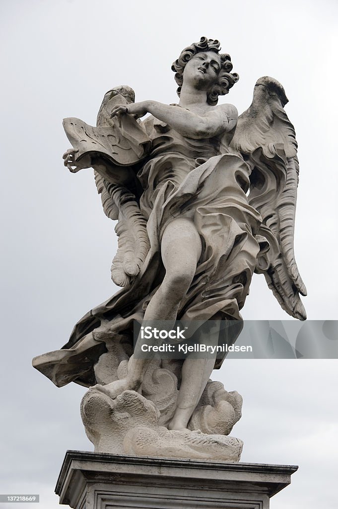 Angel no St. Angelo, em Roma - Foto de stock de Adulto maduro royalty-free