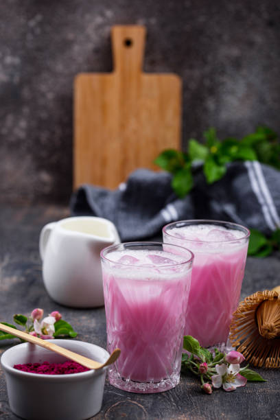 istock Pink matcha ice latte with milk 1372215769
