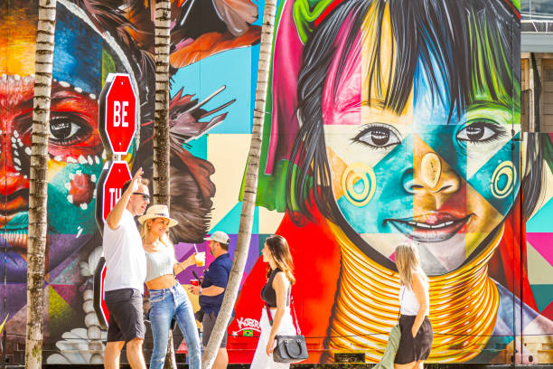 wynwood district miami design district, miami, florida, stati uniti d'america usa - art basel miami beach immagine foto e immagini stock