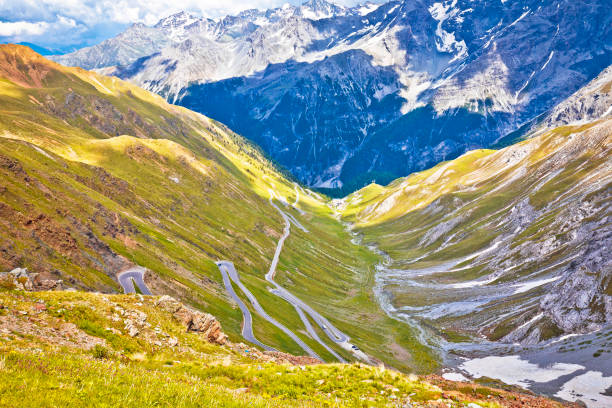 istock Stelvio mountain pass or Stilfser Joch scenic road serpentines view 1372273088