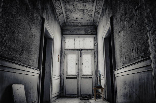istock mary statue in an abbandoned hallway 1372313364