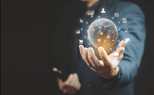 istock Businessmen use Internet connection technology and digital marketing 1372333476