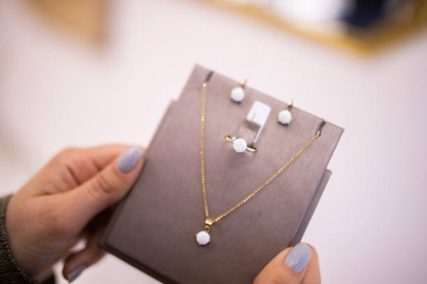 istock Jewelry small business promotion 1372339367
