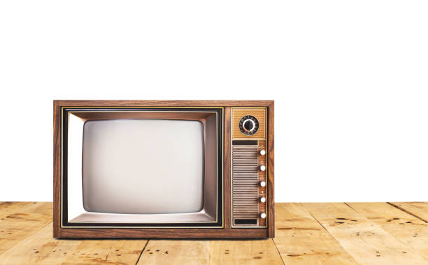 antigua televisión antigua sobre madera aislada con fondo blanco. tv en estilo vintage - radio old fashioned antique yellow fotografías e imágenes de stock