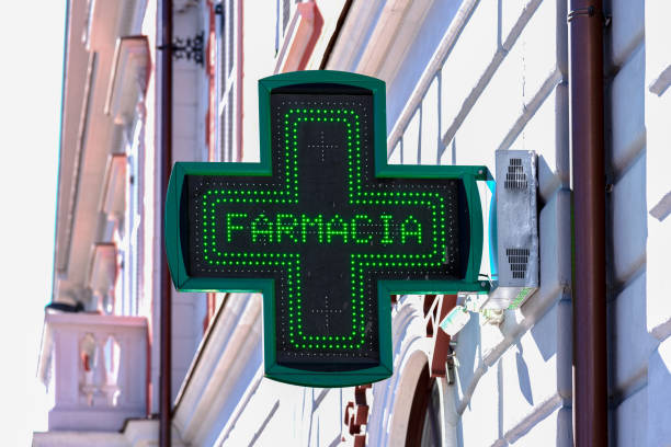 istock Green Cross Pharmacy sign 1372361213