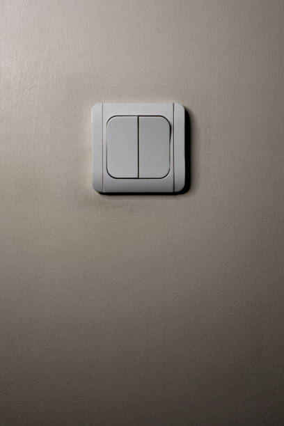 light switch on the wall - 7963 imagens e fotografias de stock