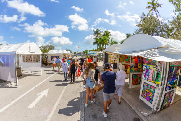 coconut grove art festival, miami, florida, stati uniti d'america usa - art basel miami beach immagine foto e immagini stock
