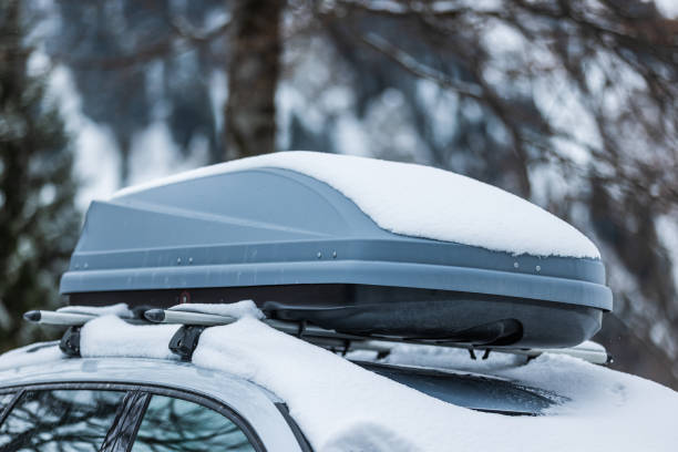 istock Roof rack with cargo box in winter 1372388179