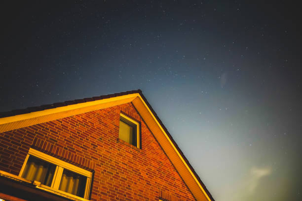 A house top in the starry sky.