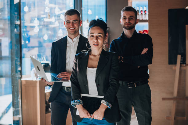 istock Business plan meeting 1372498223