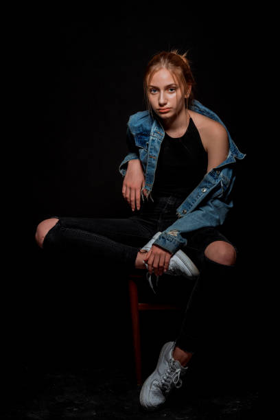 istock Stylish trendy woman 1372512121