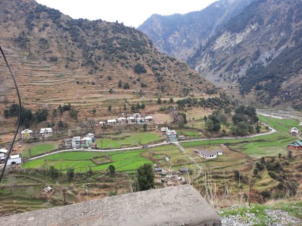 istock Kashmir - Heaven on Earth 1372512518