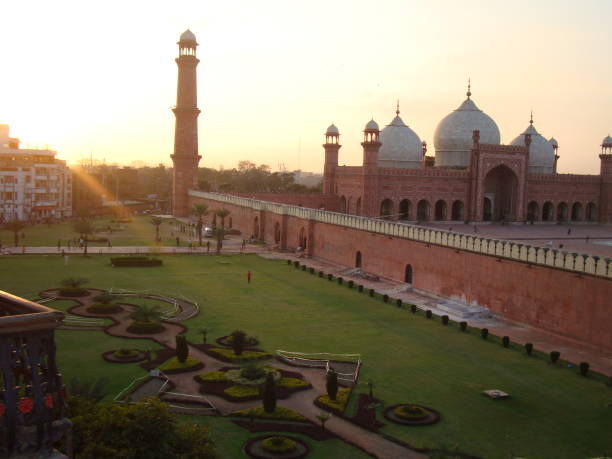 istock Historical Badshahi Mosque Lahore 1372514488