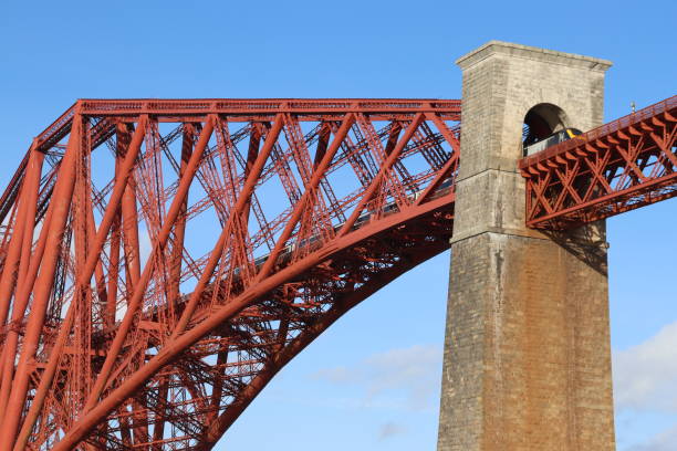 forth rail bridge - firth of forth rail bridge bridge edinburgh europe stock-fotos und bilder