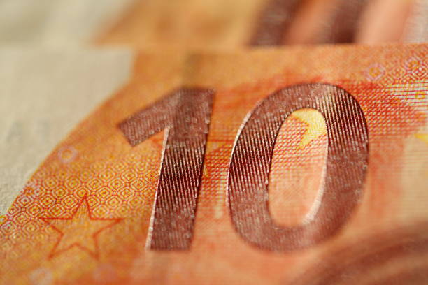 istock Ten euro banknotes, blur, Germany- Europe 1372524389