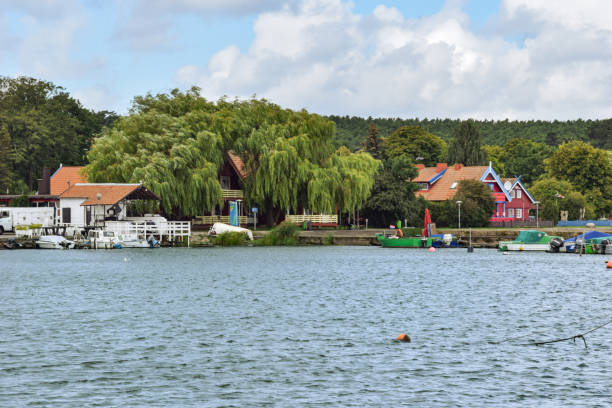 nida is a resort town in lithuania - klaipeda imagens e fotografias de stock