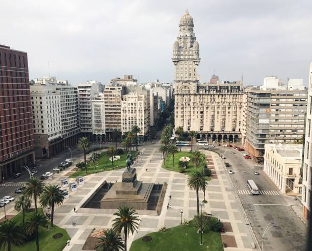 istock Plaza Independencia in Montevideo - Uruguay 1372551422