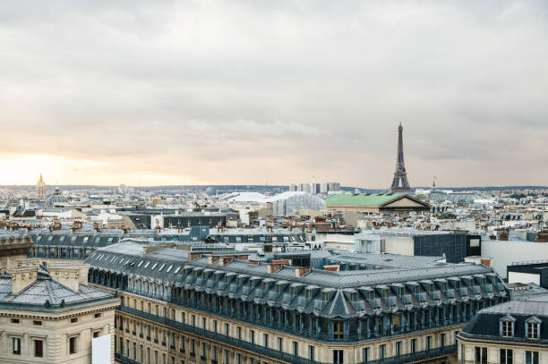 istock Paris, France 1372561252