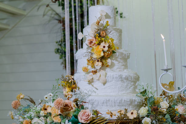 istock Beautiful wedding cake with blur background 1372647462