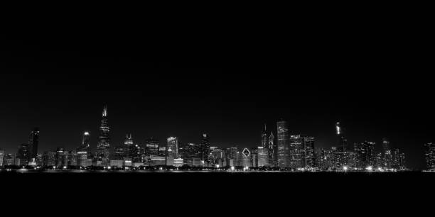 horizonte de chicago - chicago black and white contemporary tower - fotografias e filmes do acervo