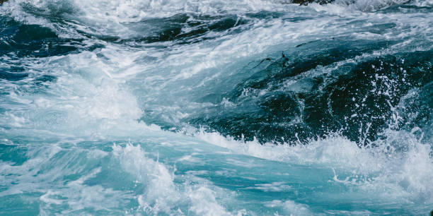 istock 11 THE WONDER OF WAVES SERIES 1372685809