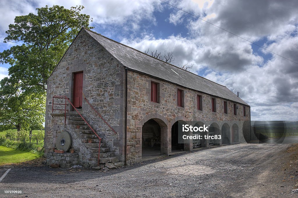 Stone Masseria Northumberland - Foto stock royalty-free di Esterno di un edificio
